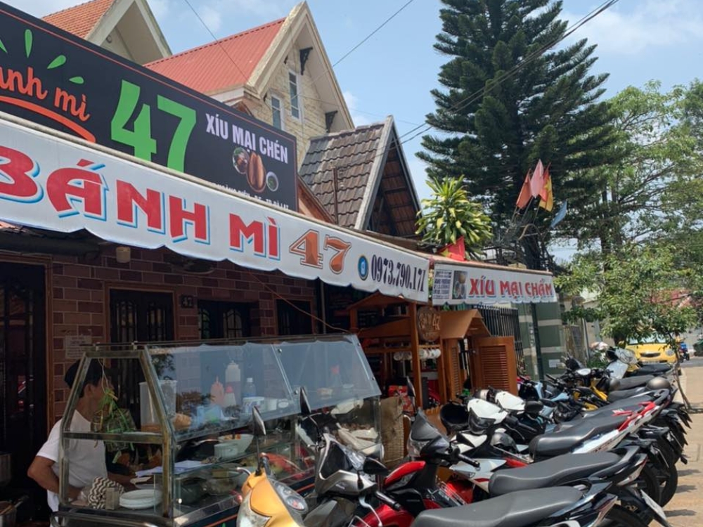 Giới thiệu đôi nét về quán